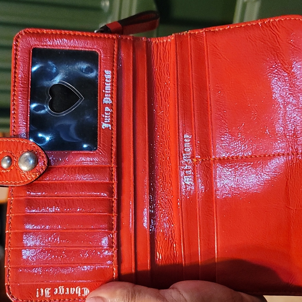 Wallet - Picture 6 of 7
